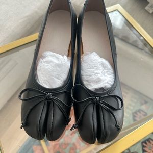 NWT Tabi ballet flat with short heel size 8.5 US women